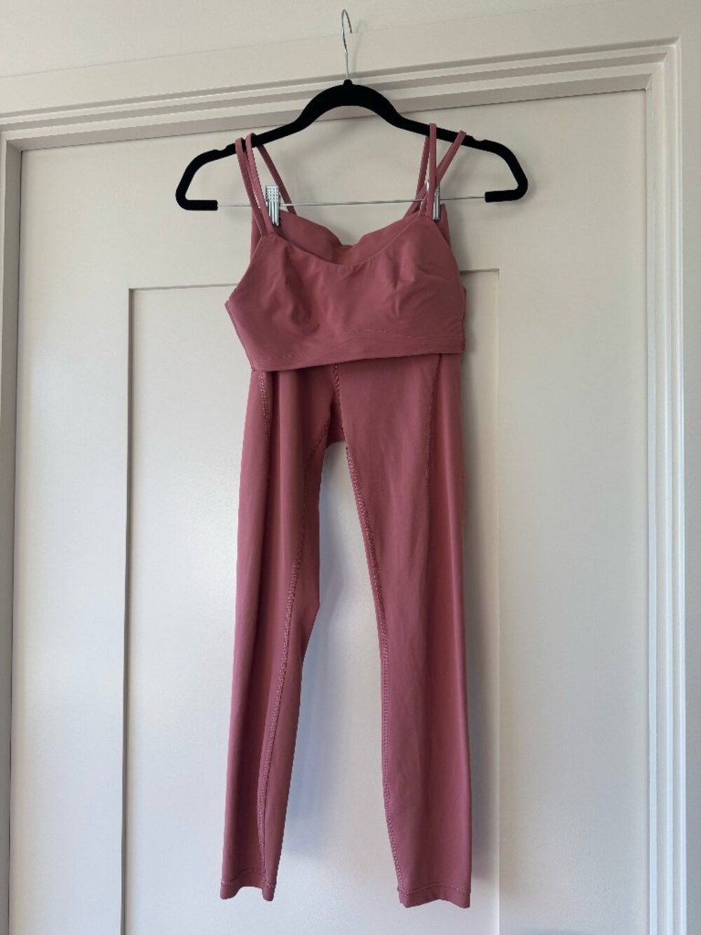 lululemon athletica Workout Set in Brier Rose